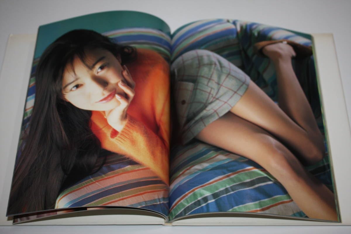 Amazon | 菅野美穂 写真集 芸能人女優セクシータレント水着ビキニ